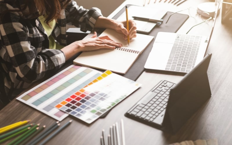Color Psychology in Fashion Branding