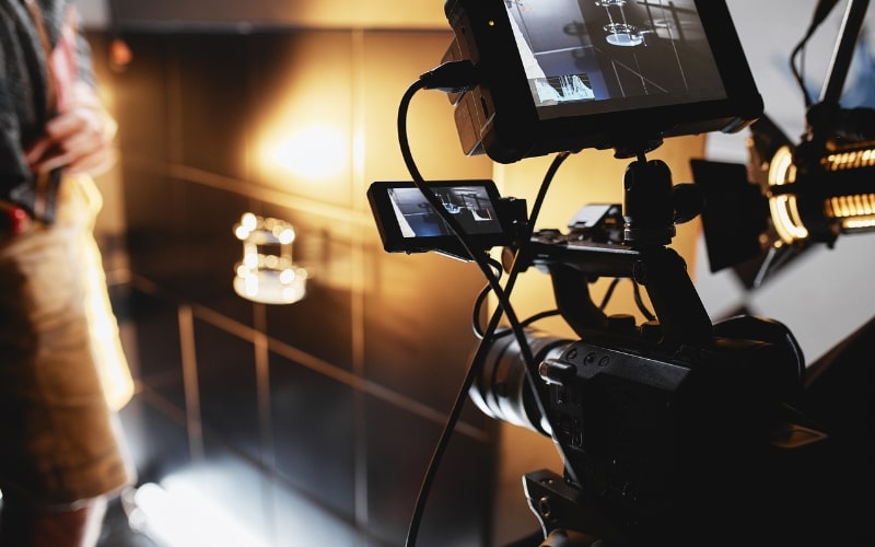 Creating Compelling Ad Content: Best Practices and Tips