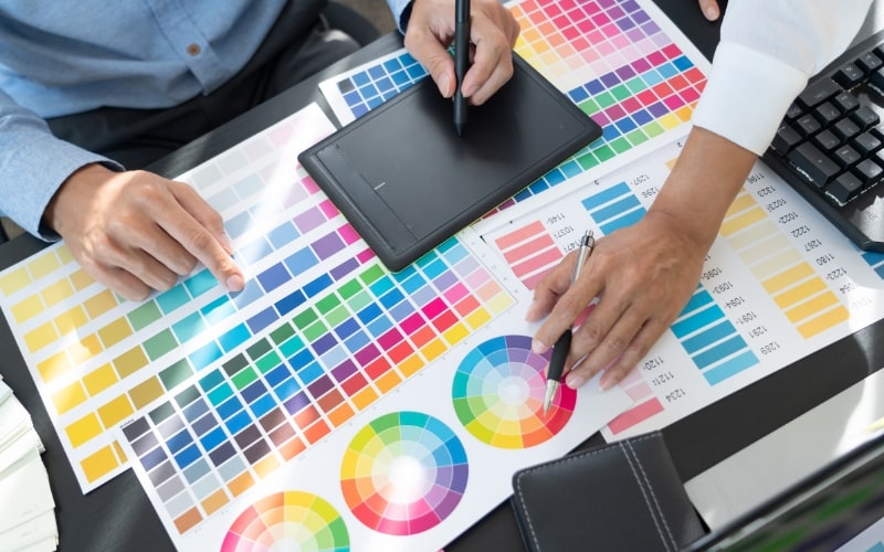 Selecting Color Schemes and Fonts