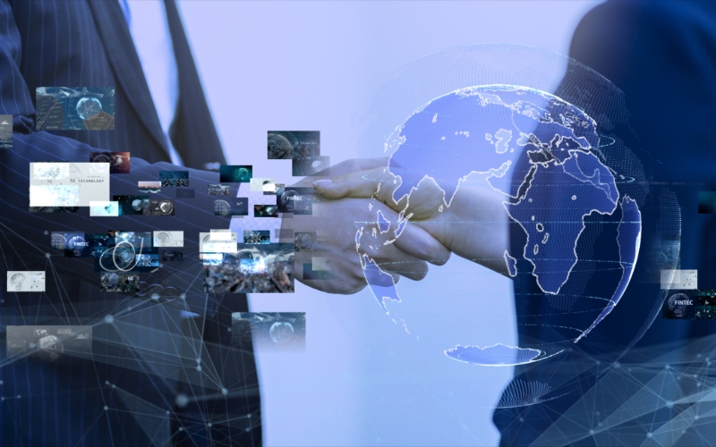 Leveraging 5G for Interactive and Immersive Technologies in Advertising