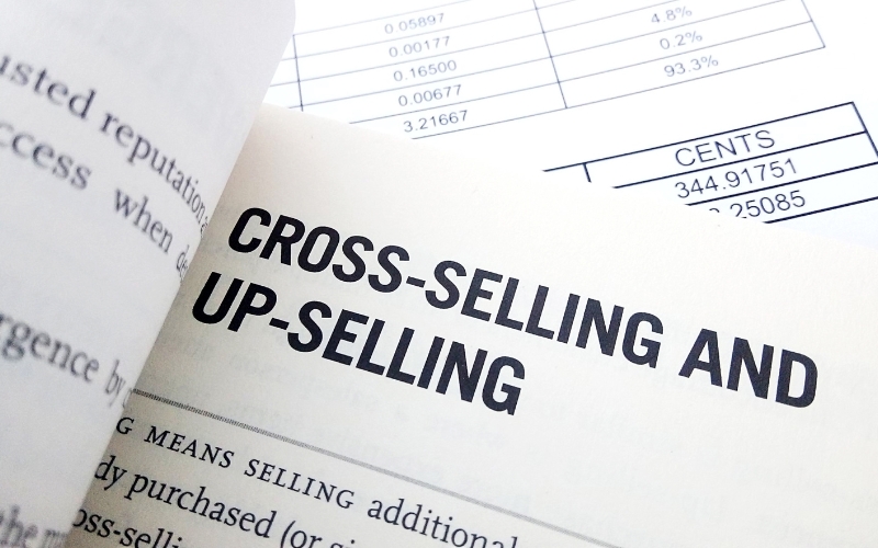 Understanding the Difference Between Upselling and Cross-Selling